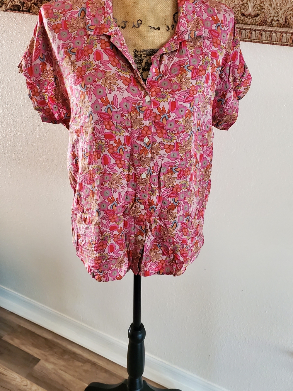 Lucky Brand Pink Floral Short Sleeve Button-Up Blouse